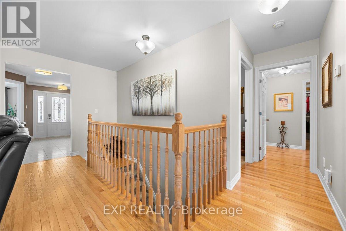 35 Honore Crescent Property Photo 8