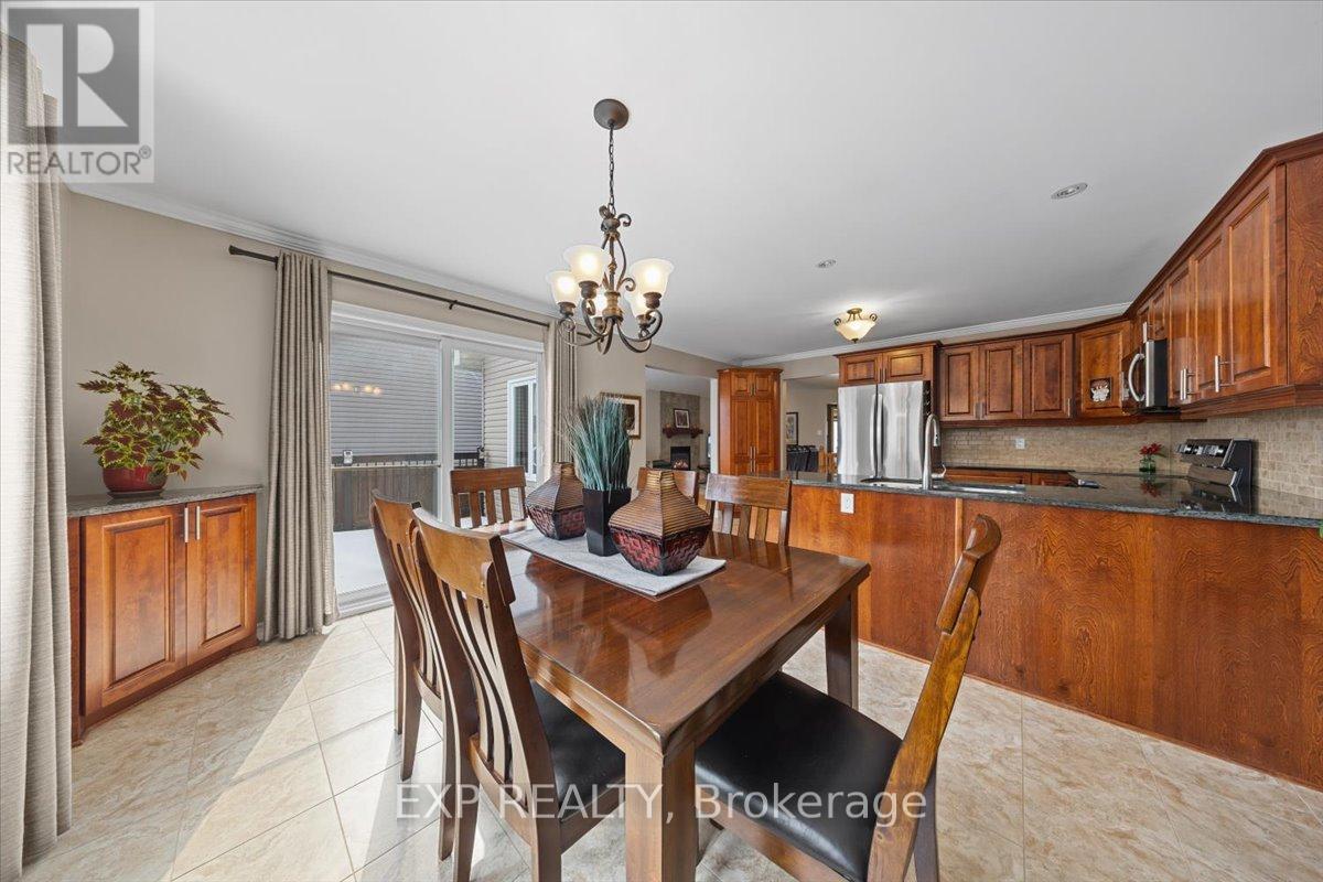 35 Honore Crescent Property Photo 18