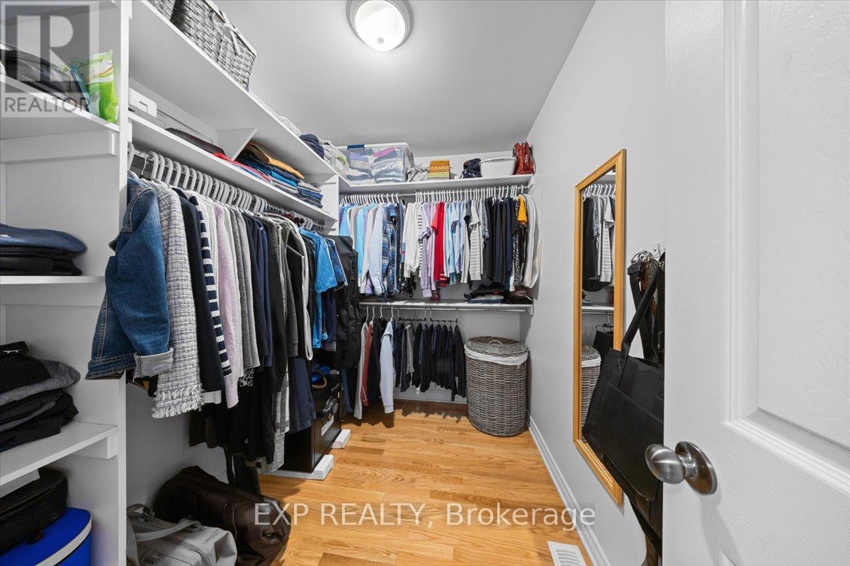 35 Honore Crescent Property Photo 24