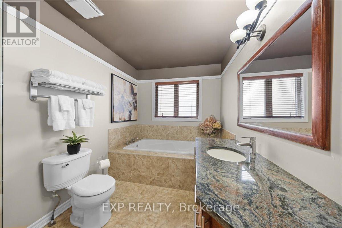 35 Honore Crescent Property Photo 30