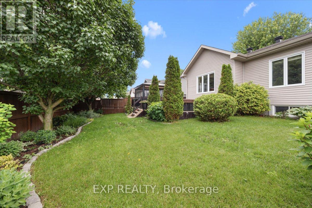 35 Honore Crescent Property Photo 45