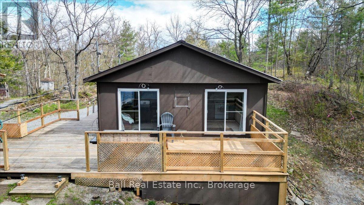 726 Fire Route 18 Property Photo 2