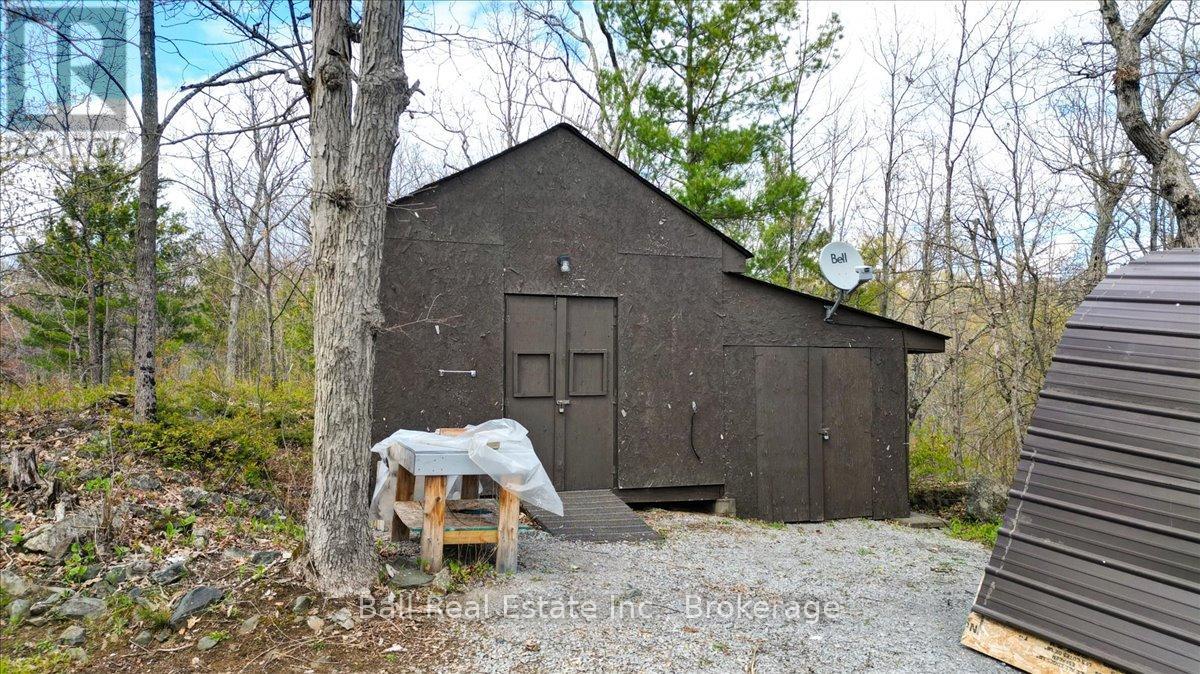 726 Fire Route 18 Property Photo 19