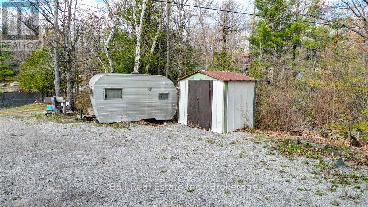 726 Fire Route 18 Property Photo 24