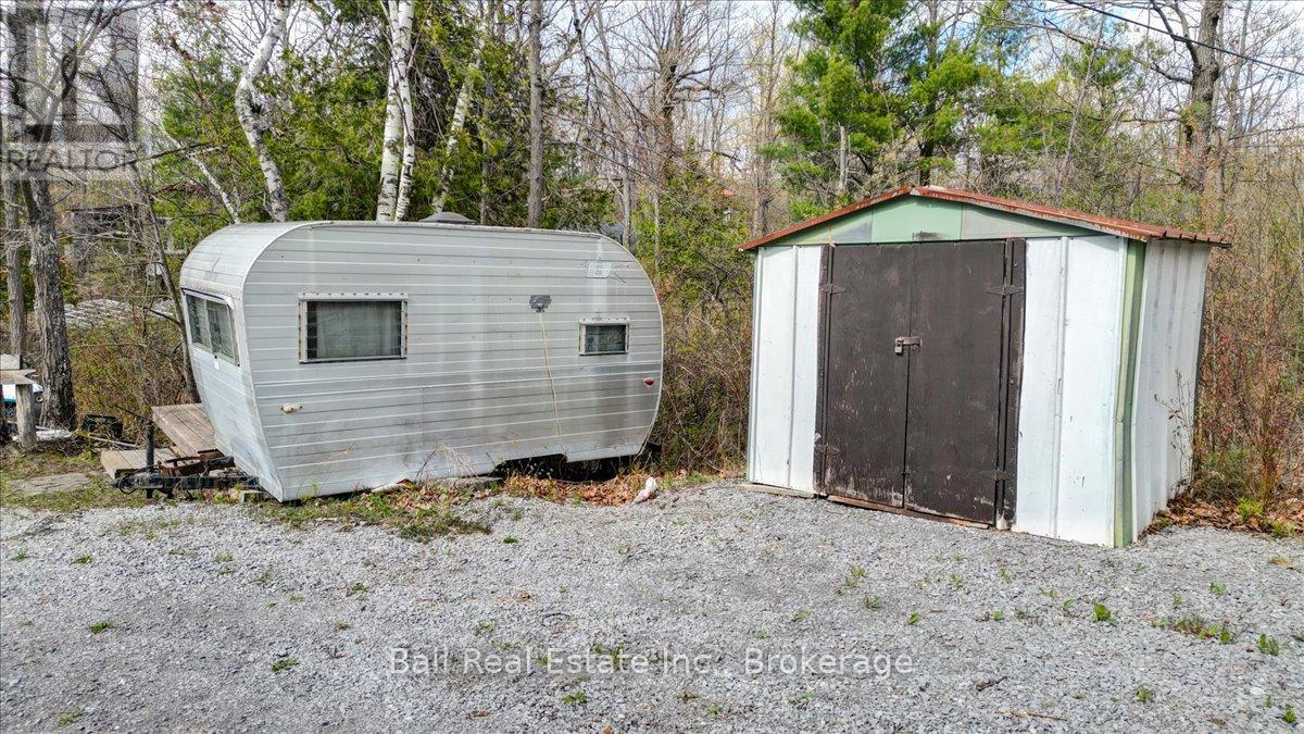 726 Fire Route 18 Property Photo 25