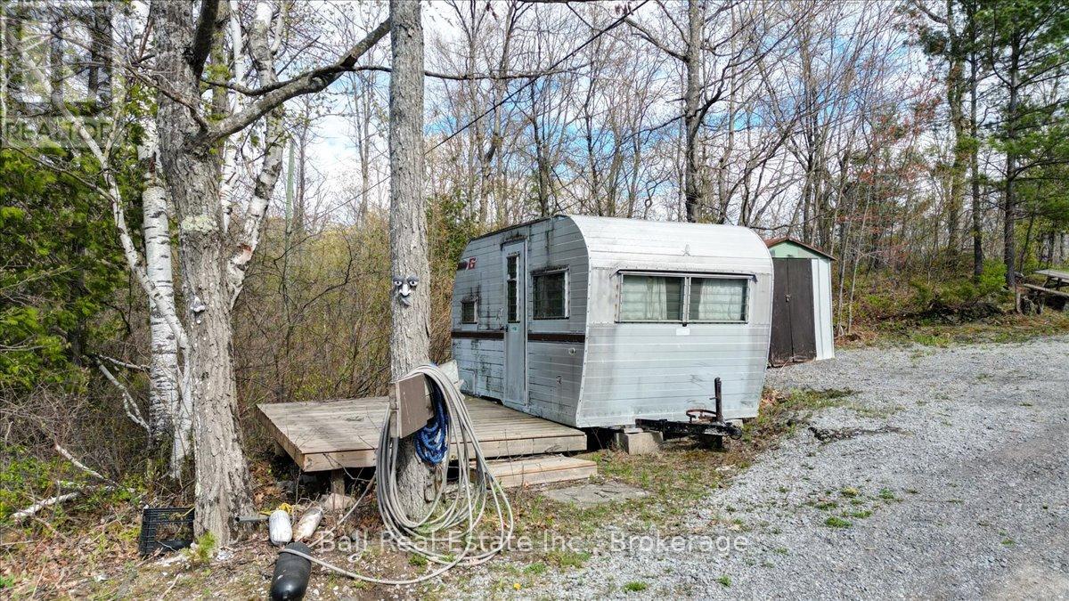 726 Fire Route 18 Property Photo 26