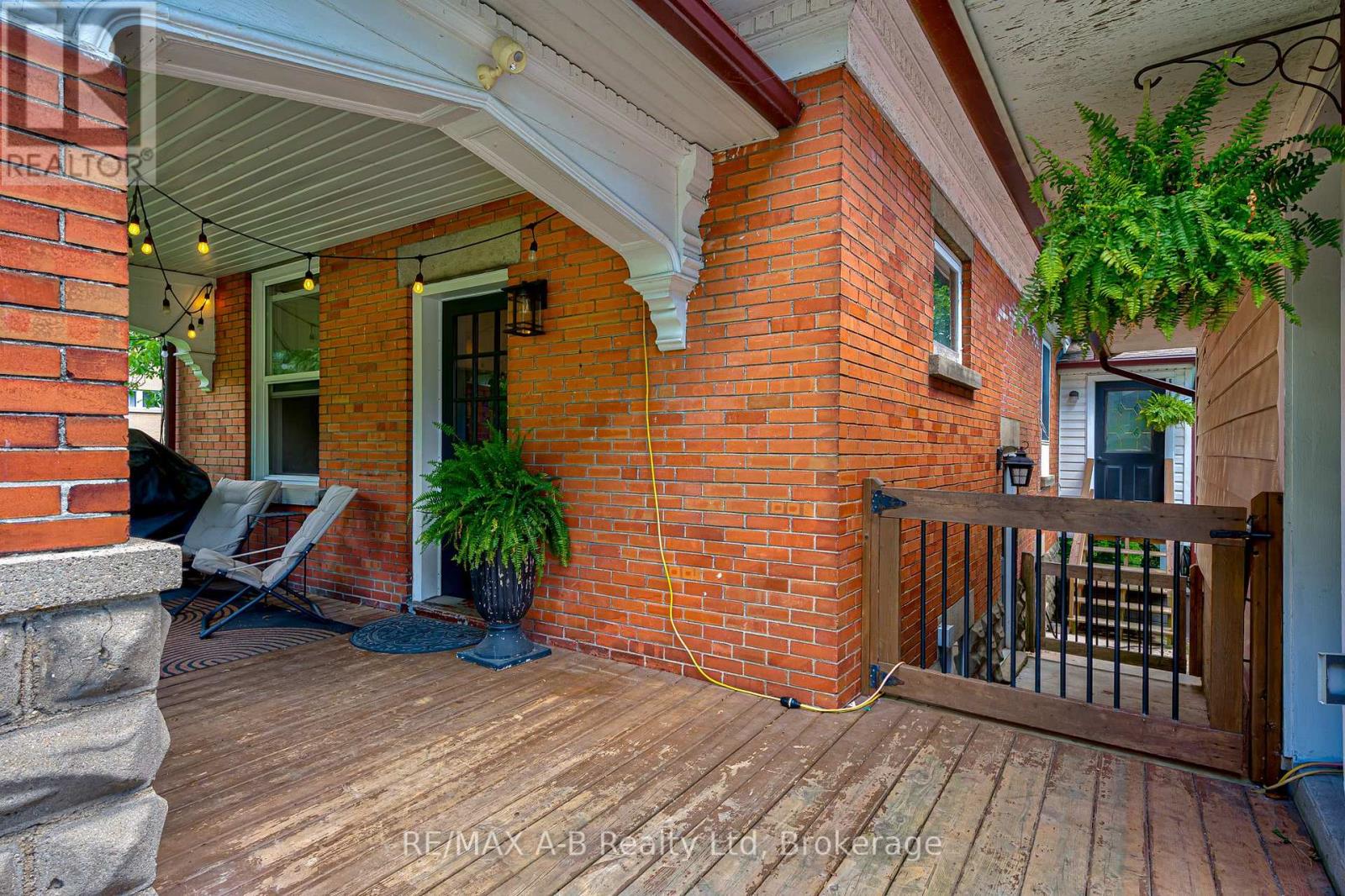 77 Blanshard Street Property Photo 6