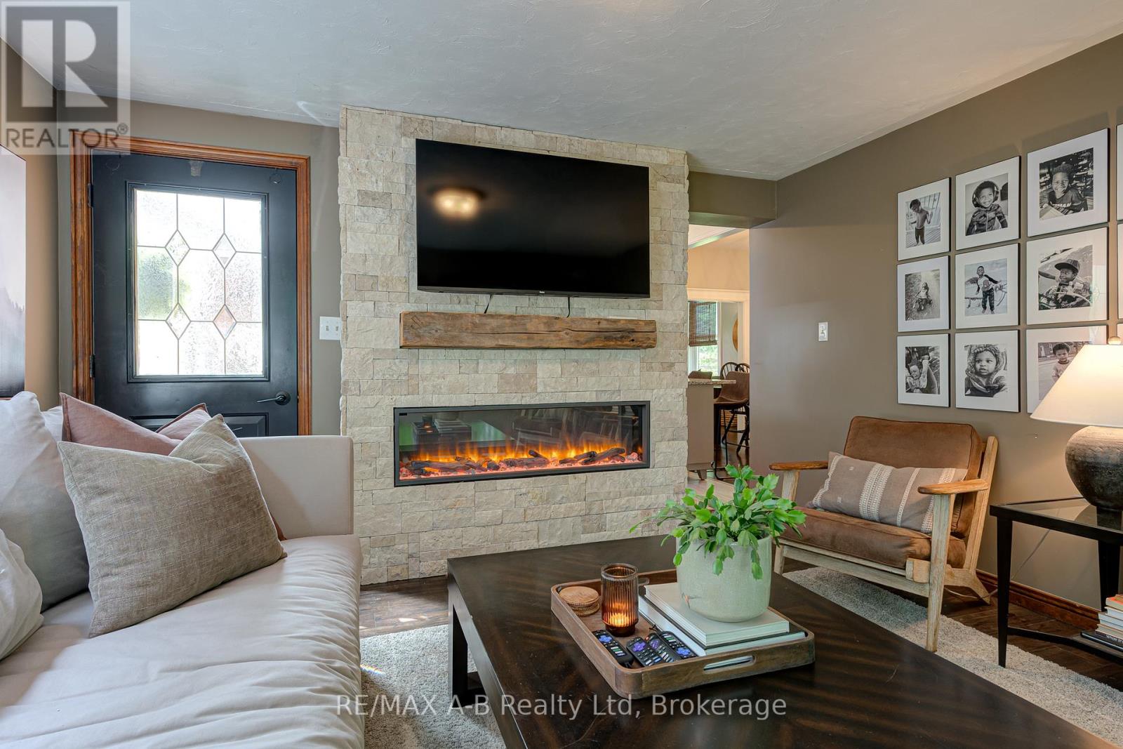 77 Blanshard Street Property Photo 25