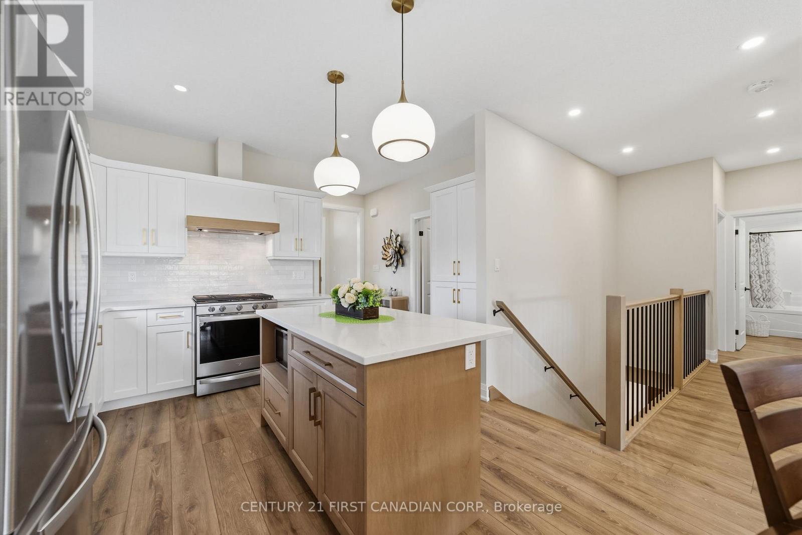 4 Postma Crescent Property Photo 12