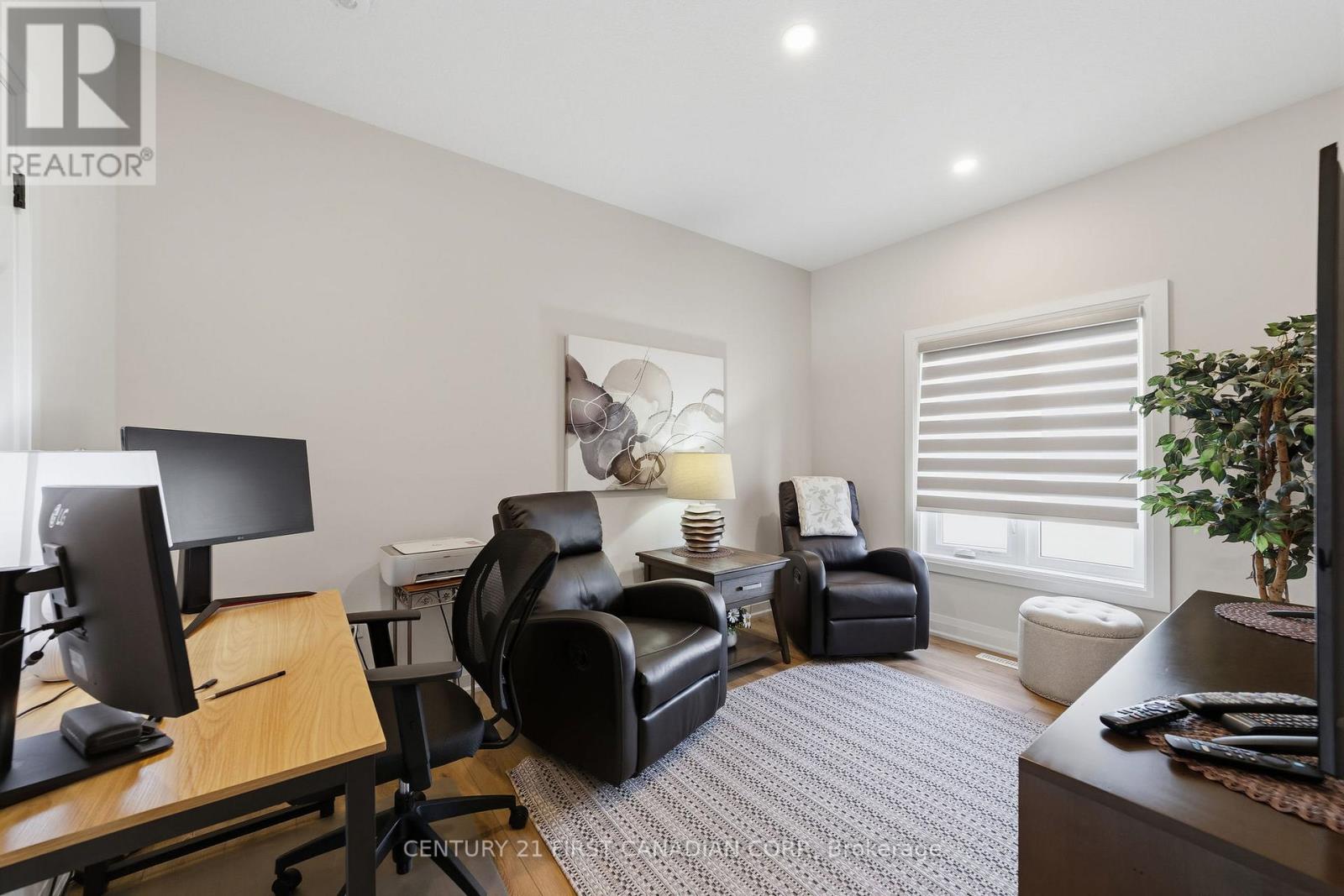 4 Postma Crescent Property Photo 16