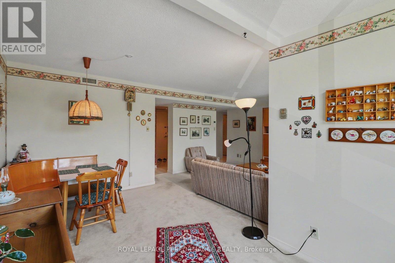 304 - 340 Centrum Boulevard Property Photo 7