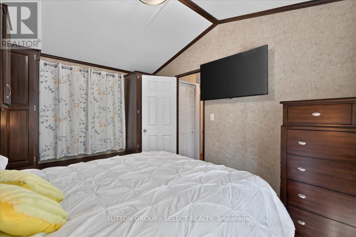 400 - 8685 Rock Glen Road Property Photo 15