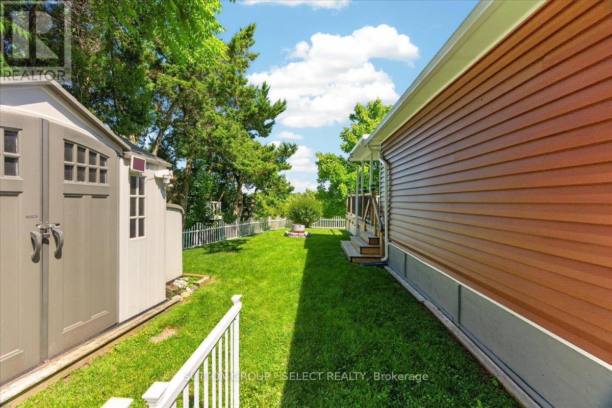400 - 8685 Rock Glen Road Property Photo 29