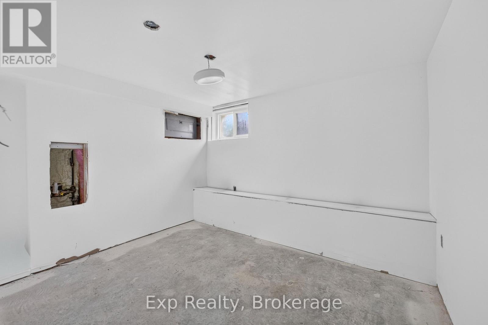15 Redden Street Property Photo 26