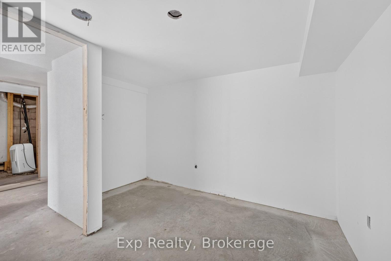 15 Redden Street Property Photo 29