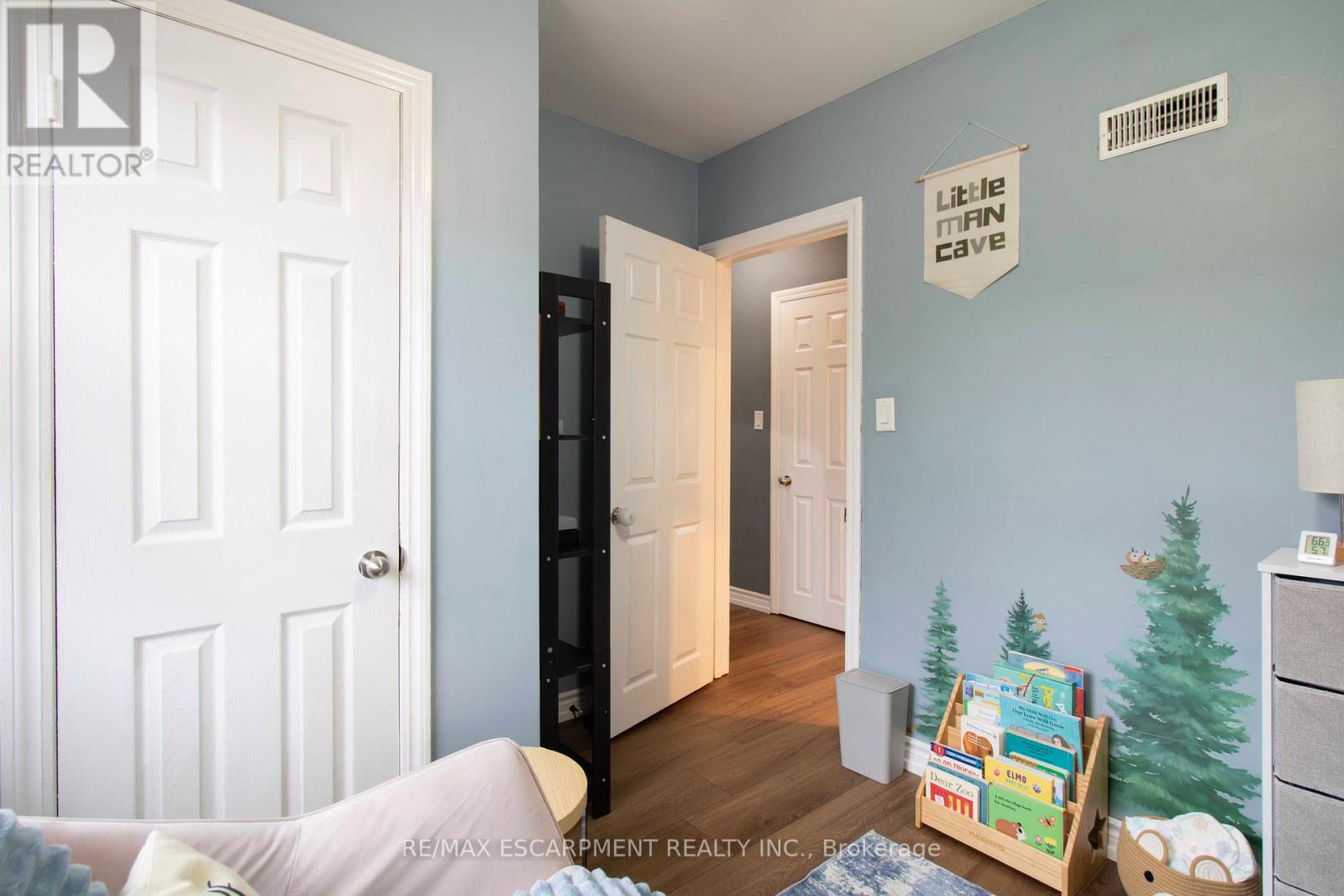 149 East 34th Street Property Photo 19