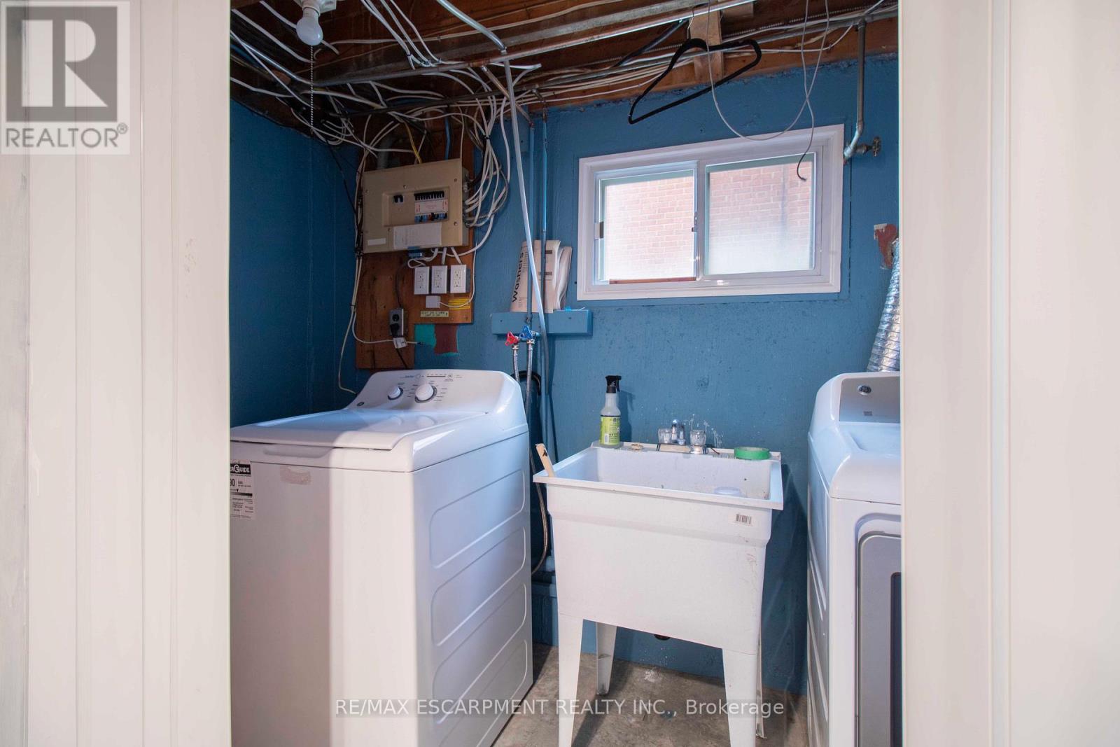 149 East 34th Street Property Photo 34