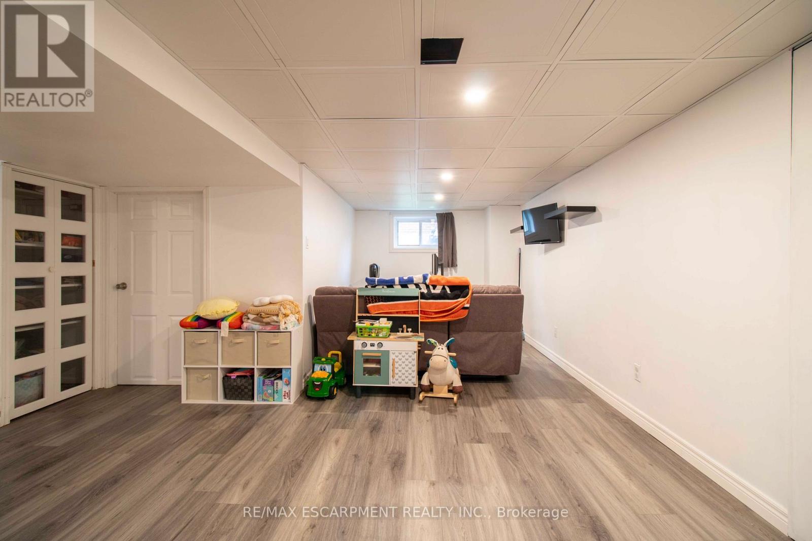 149 East 34th Street Property Photo 35