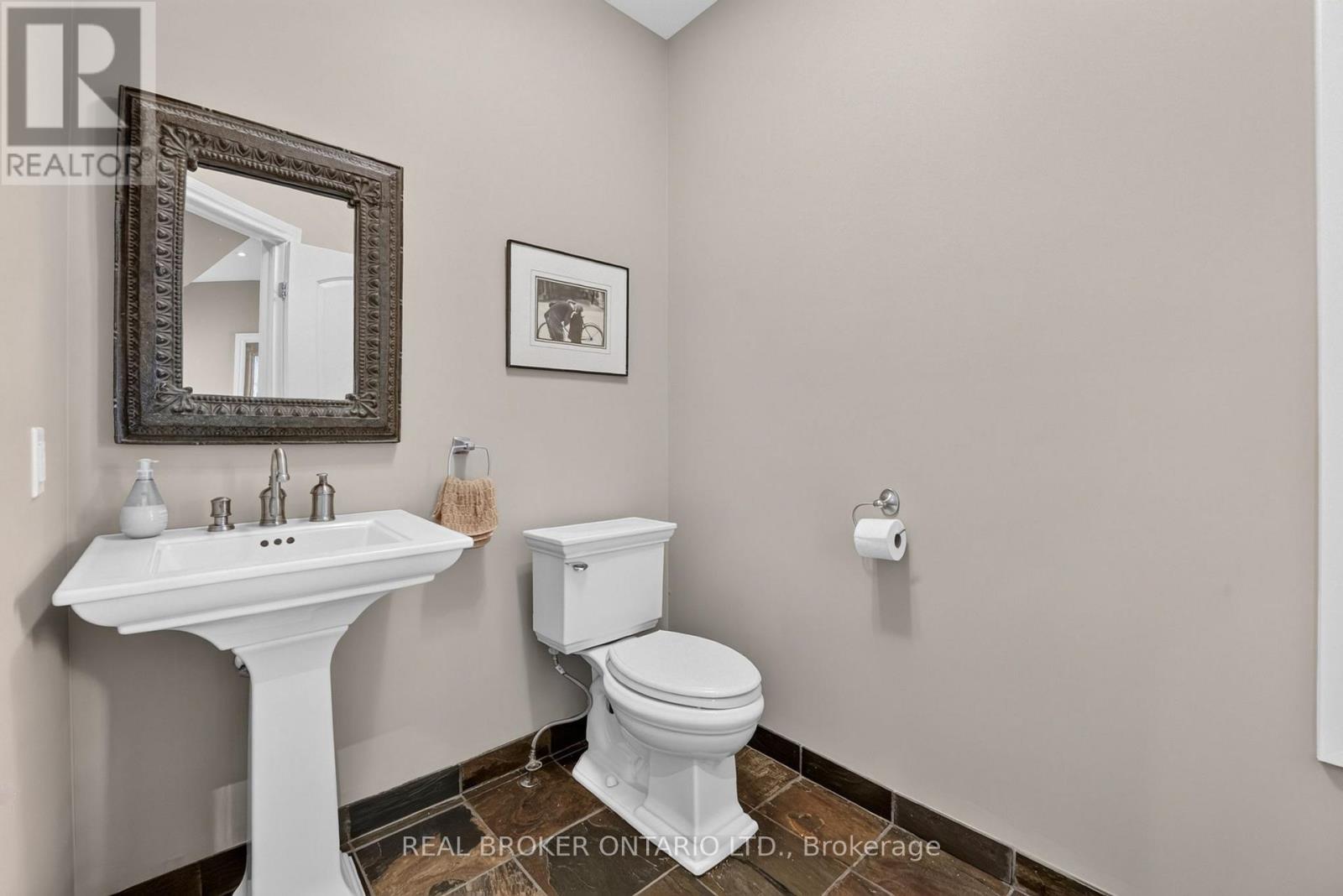 41 Cameron Drive Property Photo 21