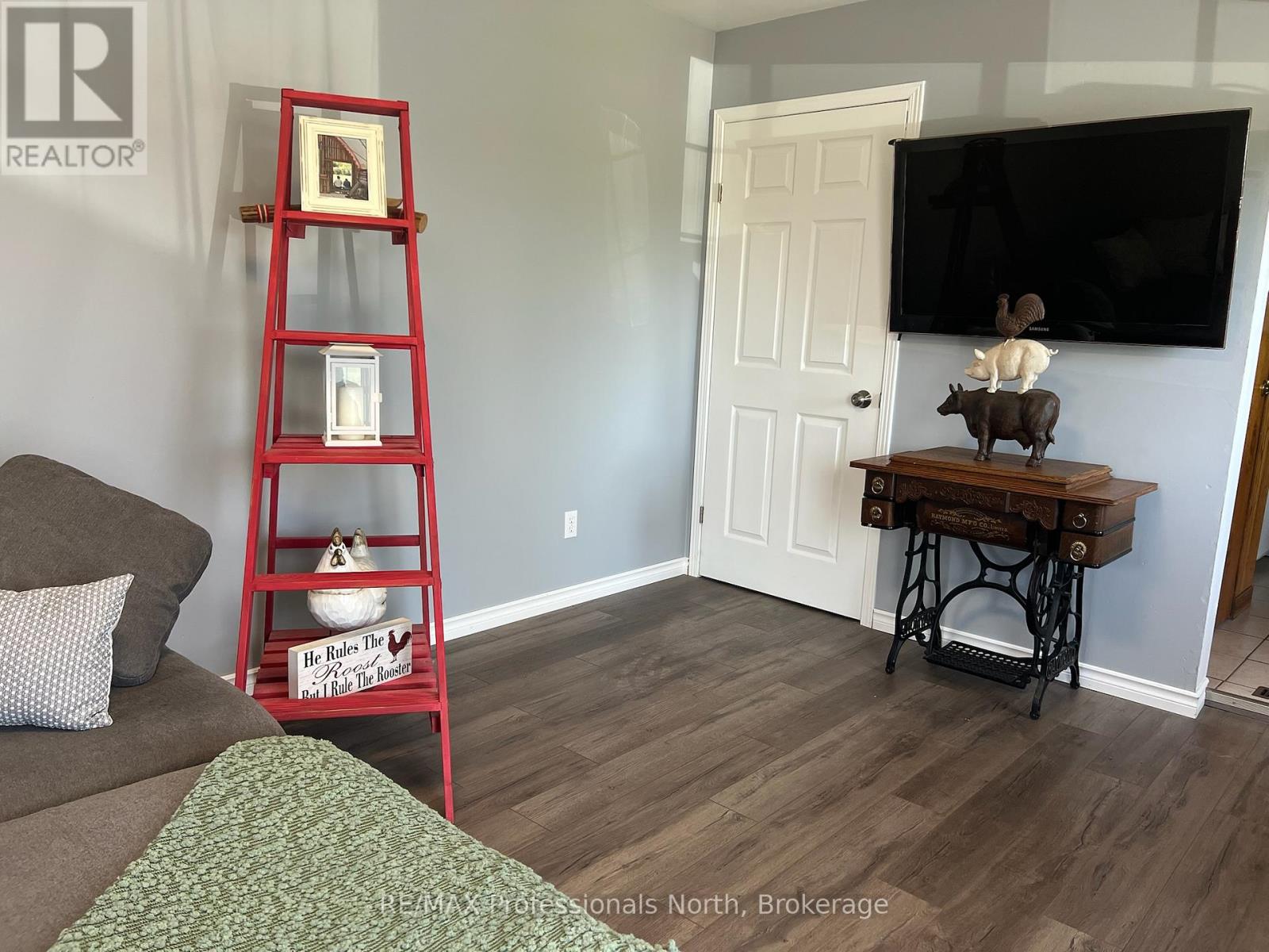 496 Pothier Road Property Photo 8