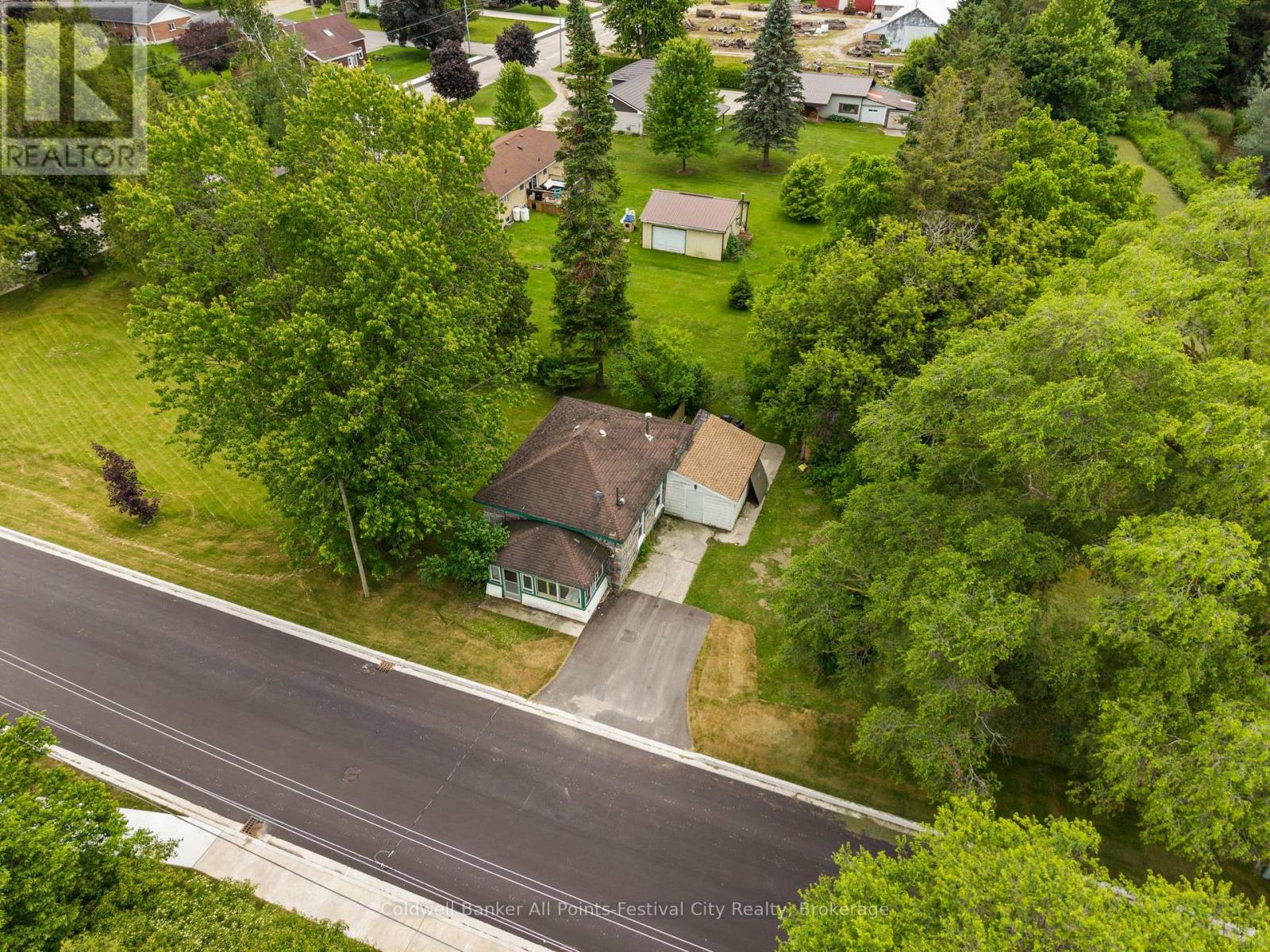 604 Gough Street Property Photo 33