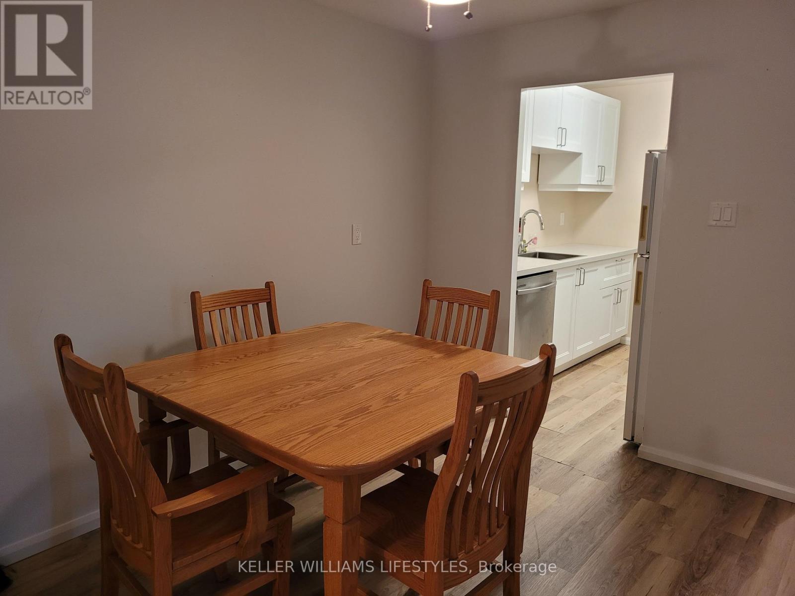 710 - 986 Huron Street Property Photo 7