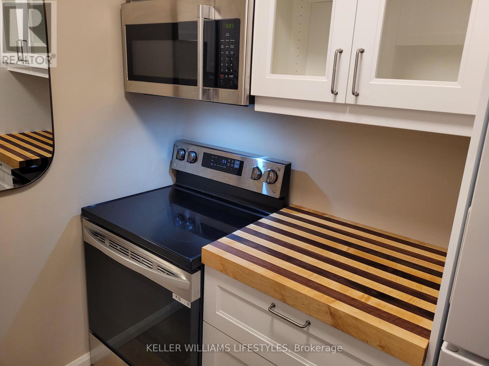 710 - 986 Huron Street Property Photo 9