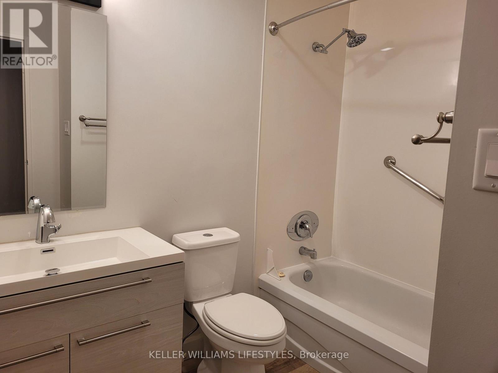 710 - 986 Huron Street Property Photo 15