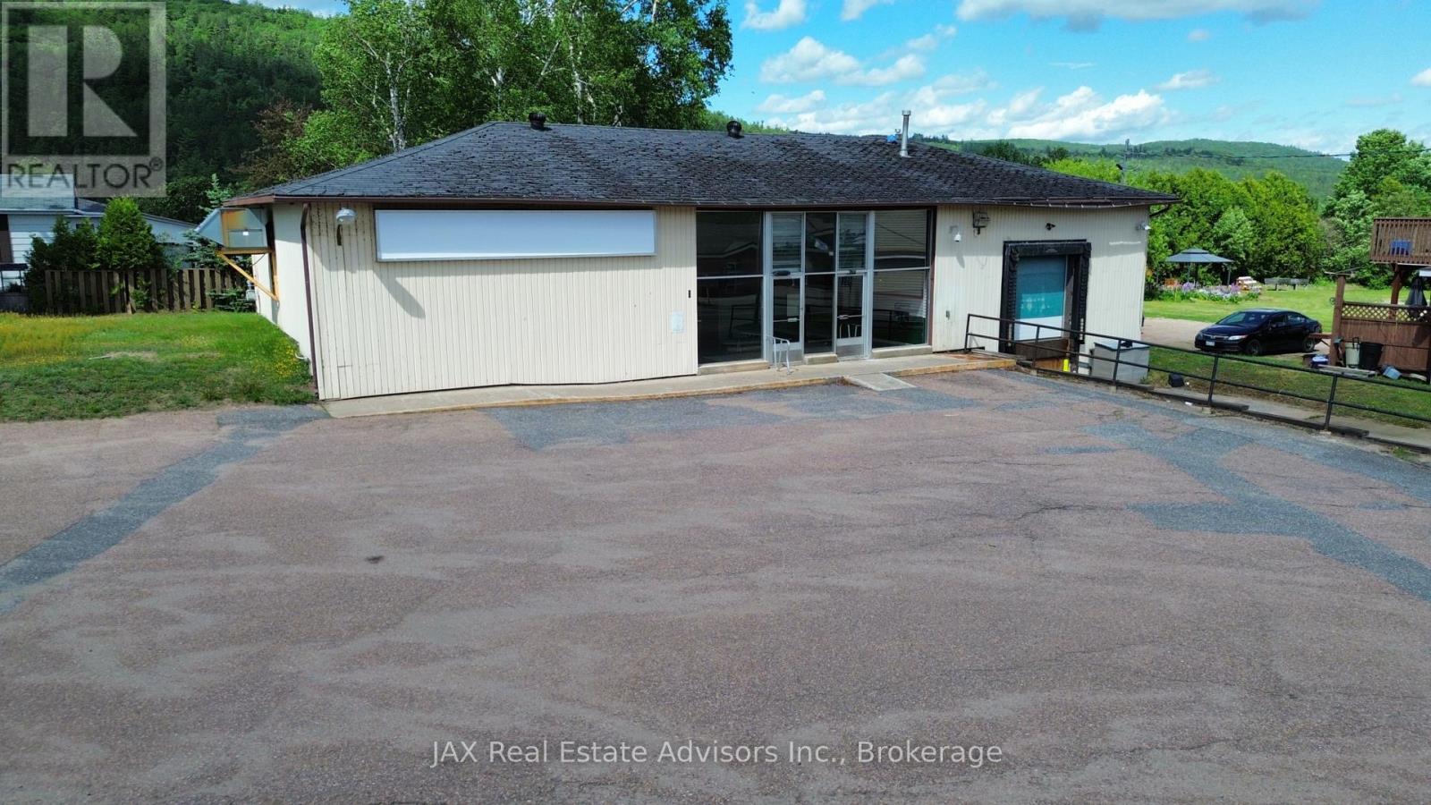 511 Valois Drive Property Photo 1