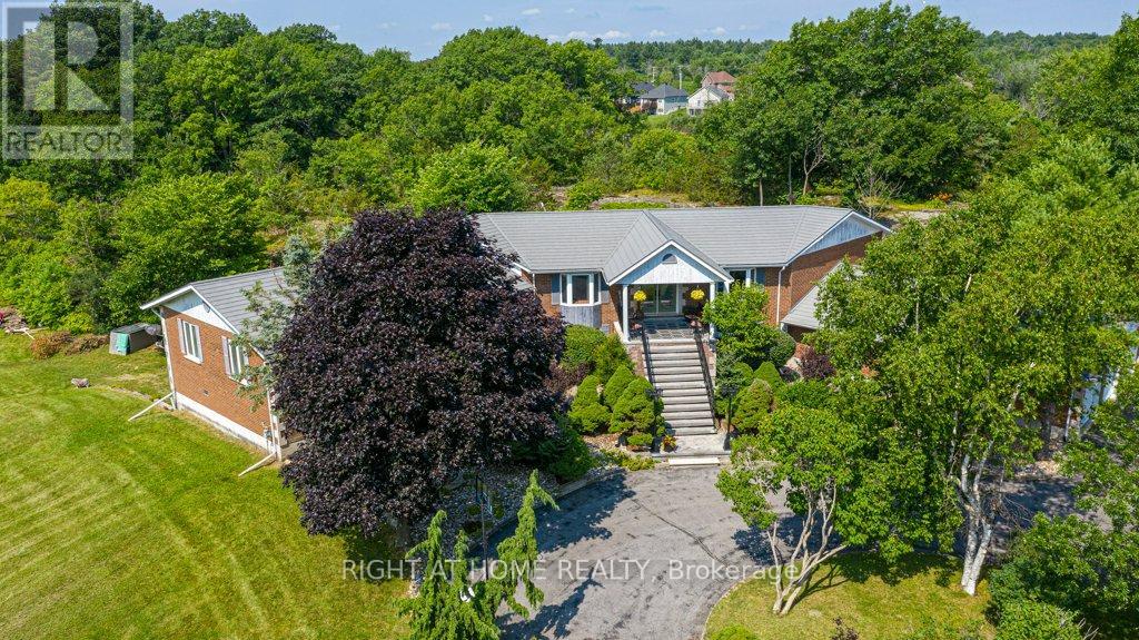 550 QUEEN STREET E