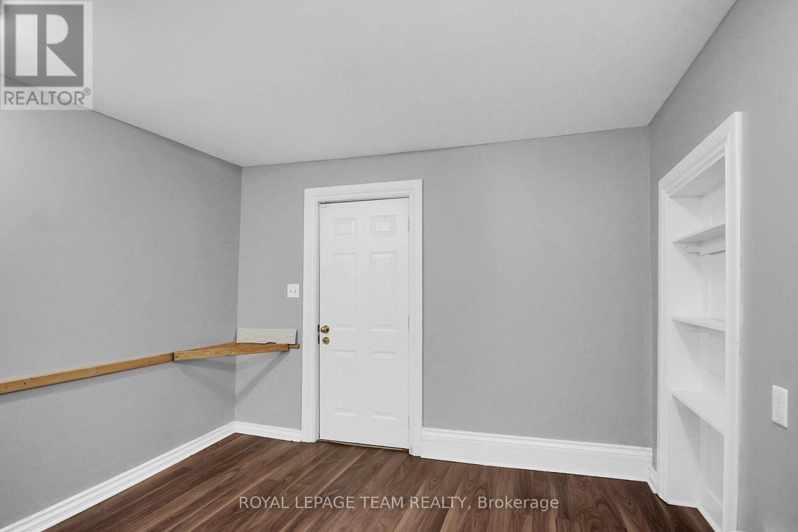 490 Main Street Property Photo 7