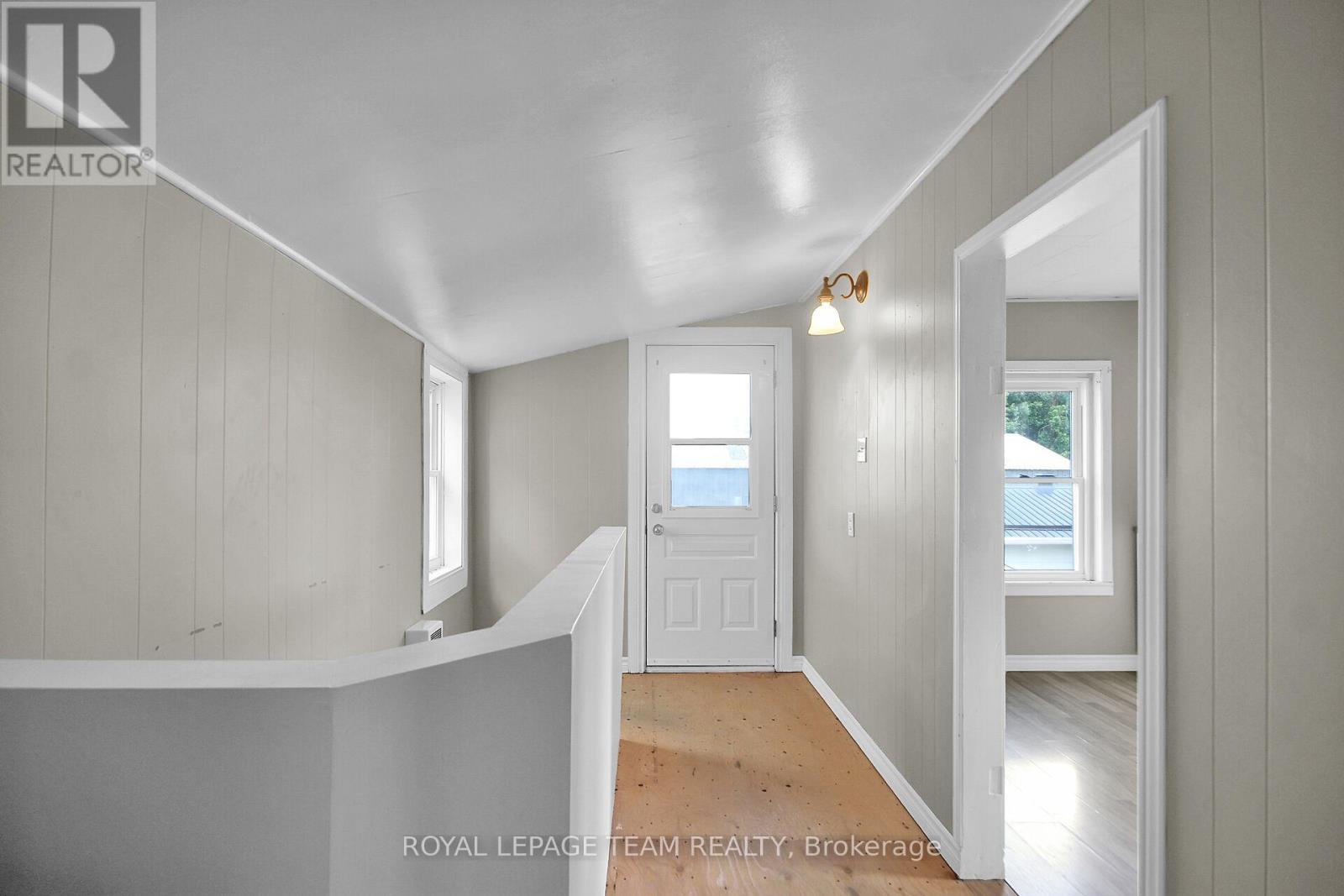 490 Main Street Property Photo 18