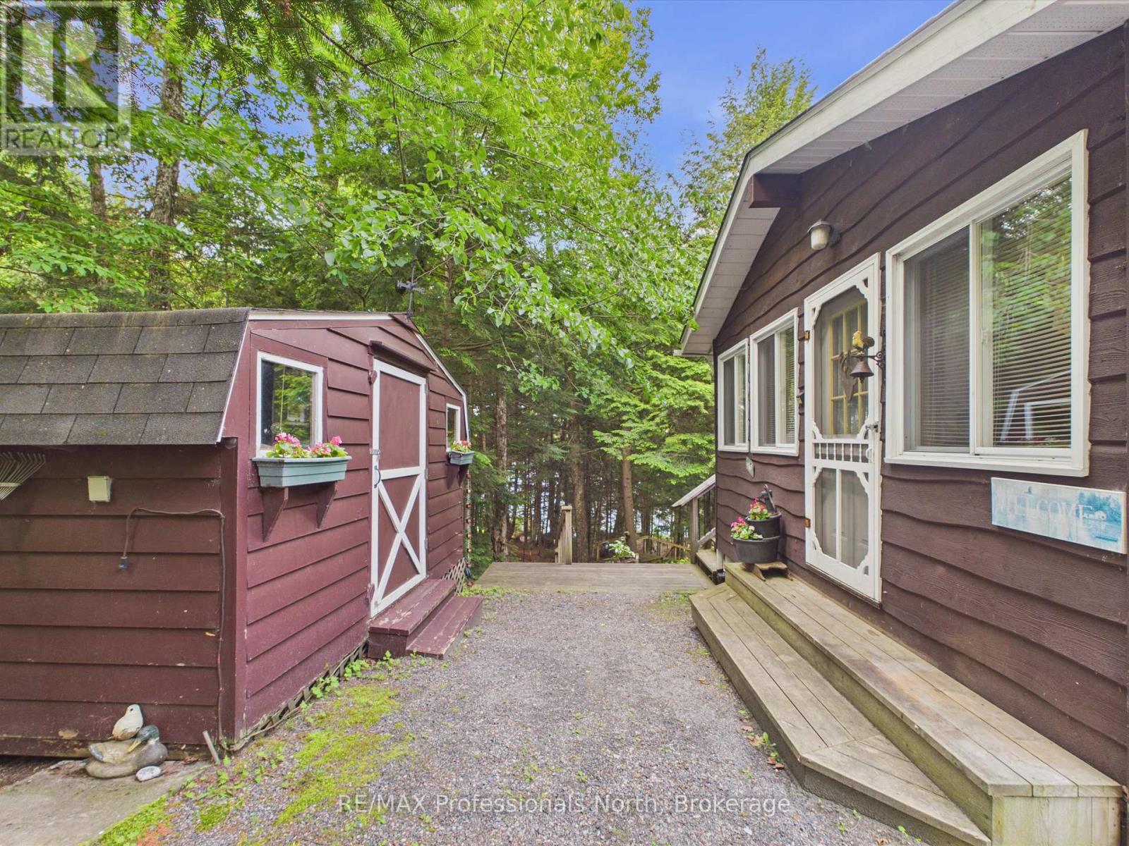 1007 Leech Lake Point Road Property Photo 5