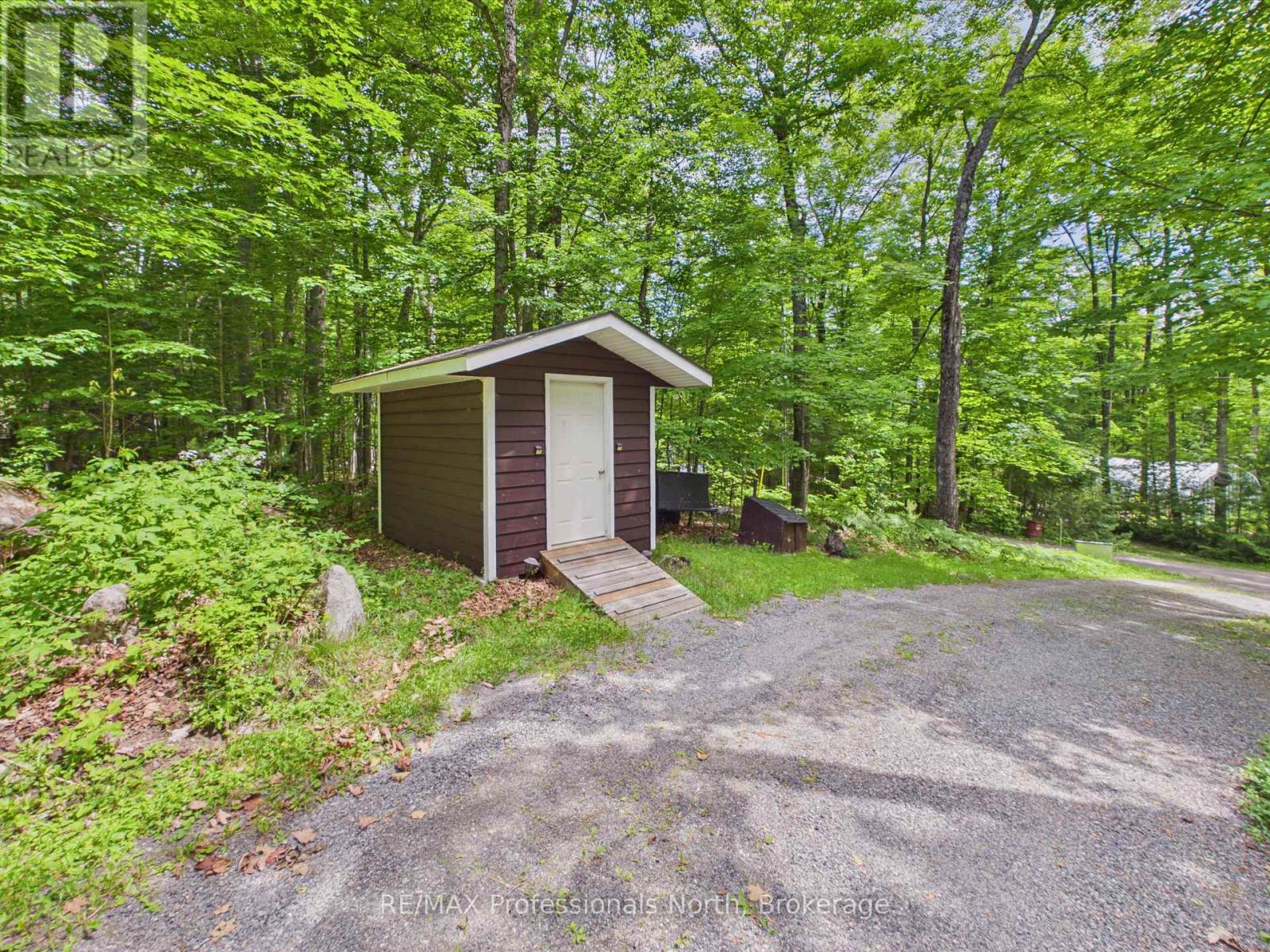 1007 Leech Lake Point Road Property Photo 18