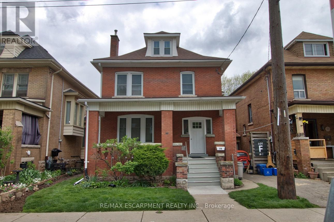 3 - 70 Spadina Avenue Property Photo 1
