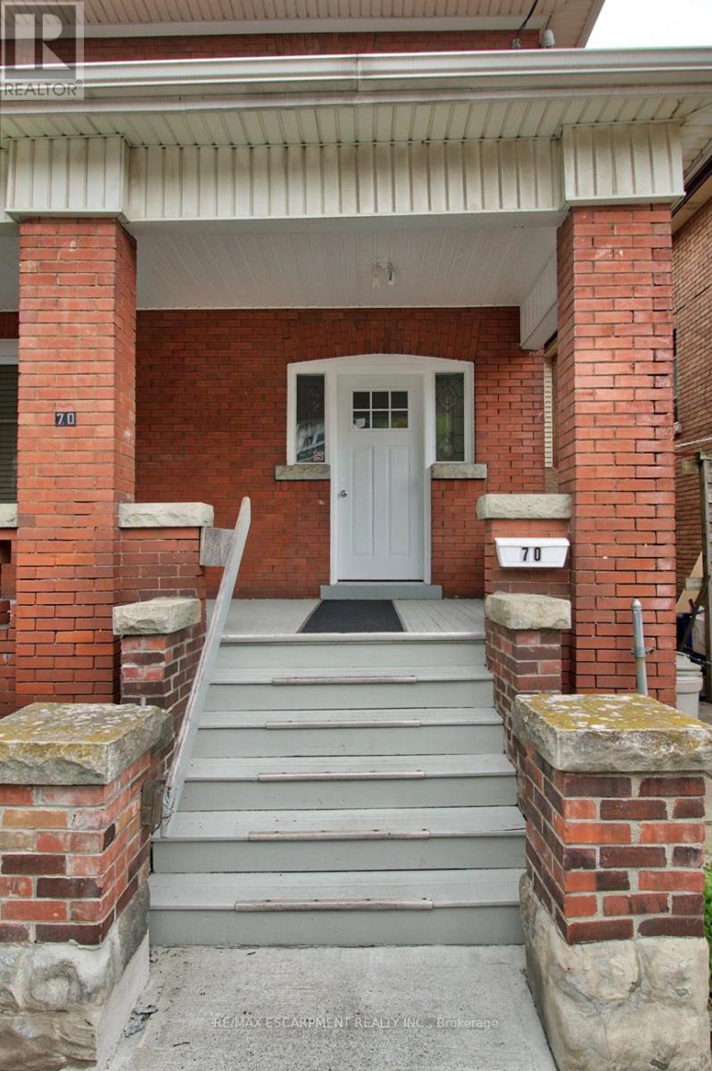 3 - 70 Spadina Avenue Property Photo 5