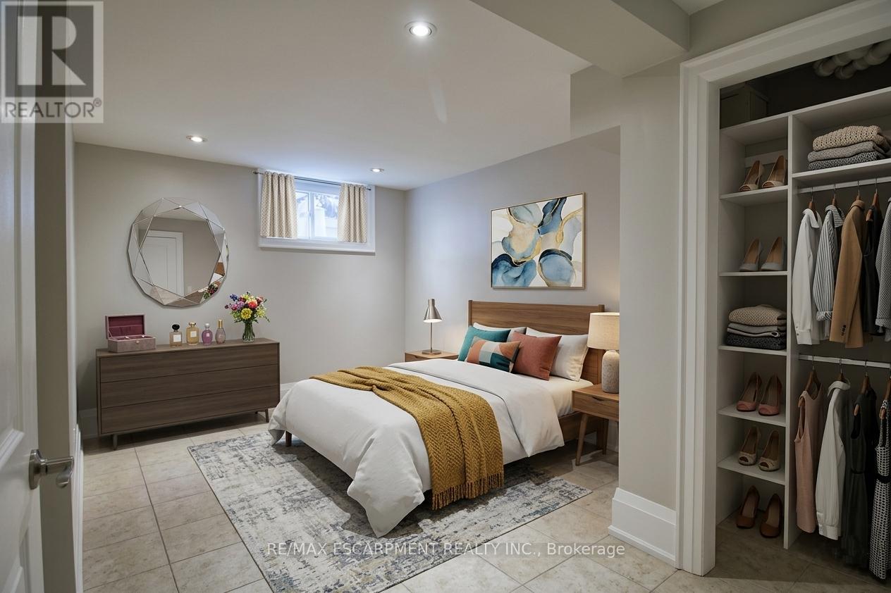 3 - 70 Spadina Avenue Property Photo 9