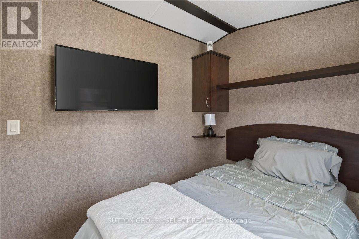 403 - 8685 Rock Glen Road Property Photo 13