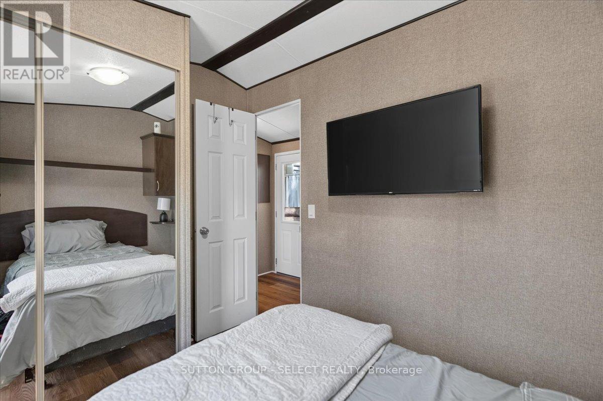 403 - 8685 Rock Glen Road Property Photo 14