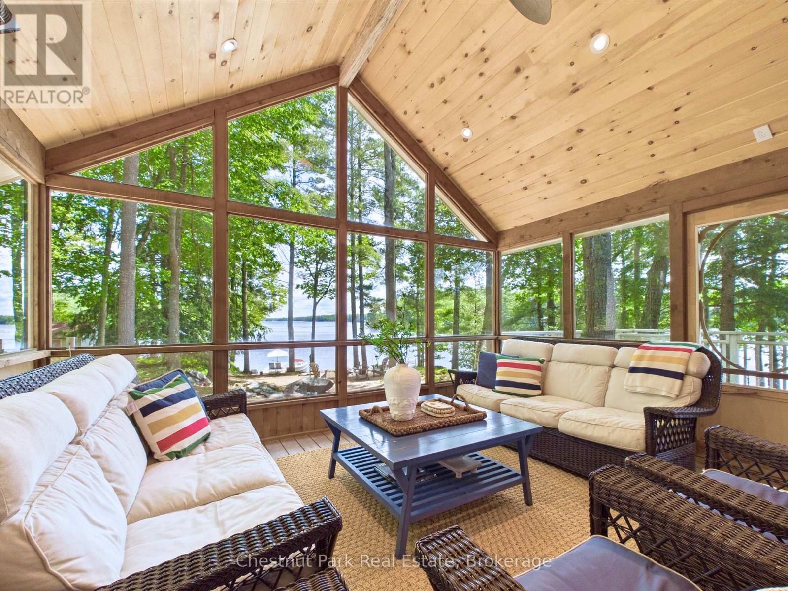 51 Taylor Island Property Photo 11