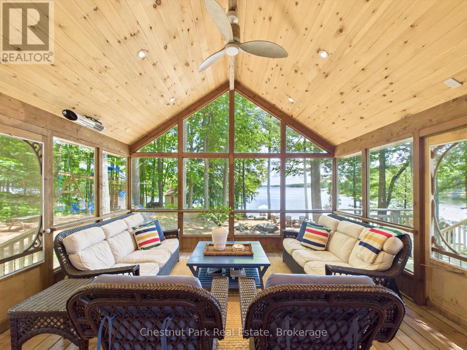 51 Taylor Island Property Photo 12