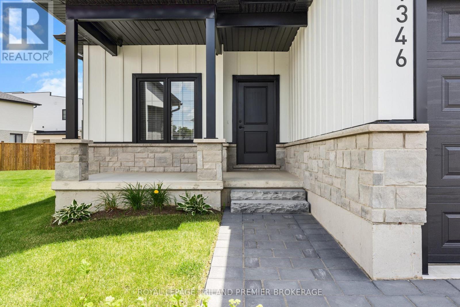 1346 Bush Hill Link Property Photo 2
