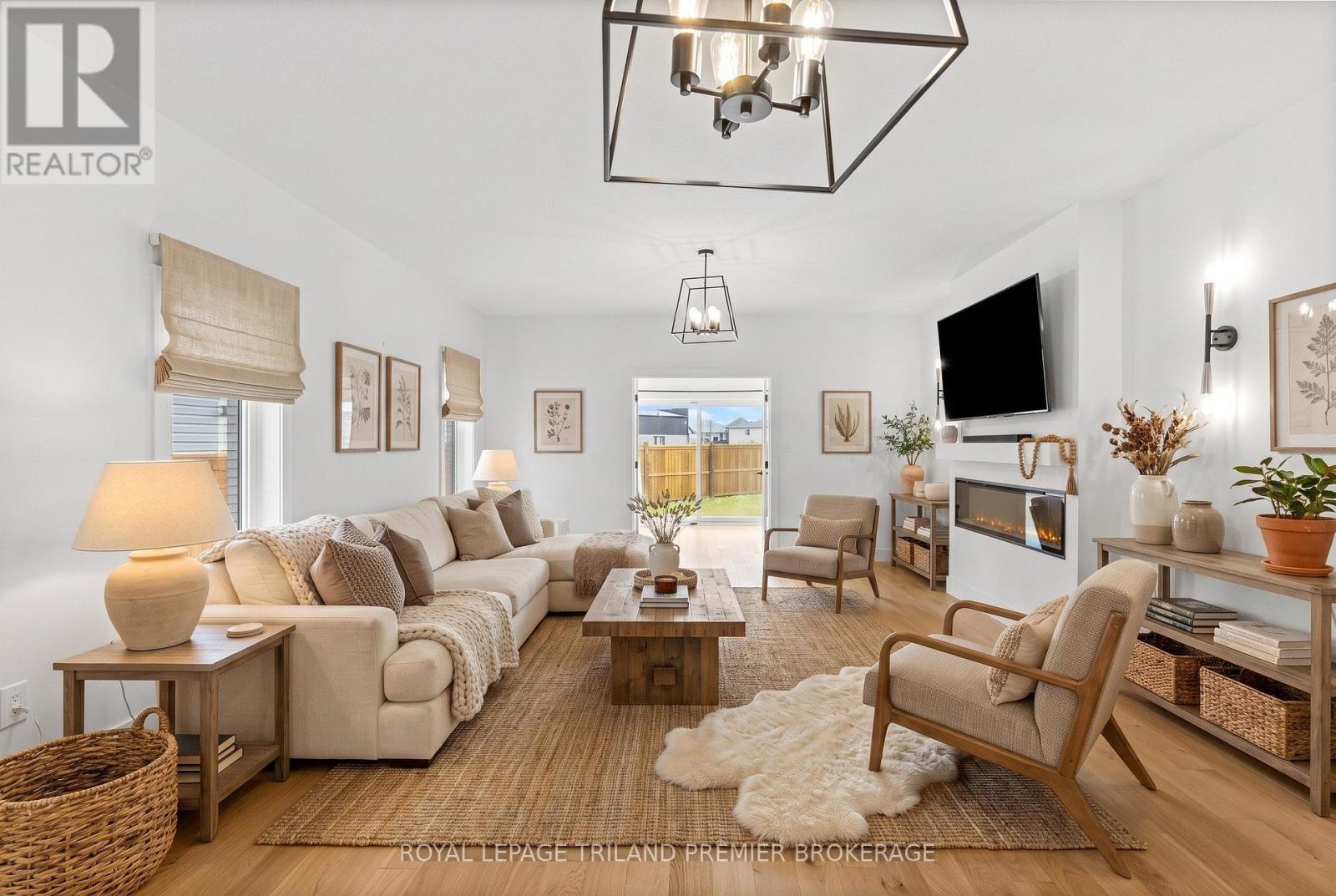 1346 Bush Hill Link Property Photo 14