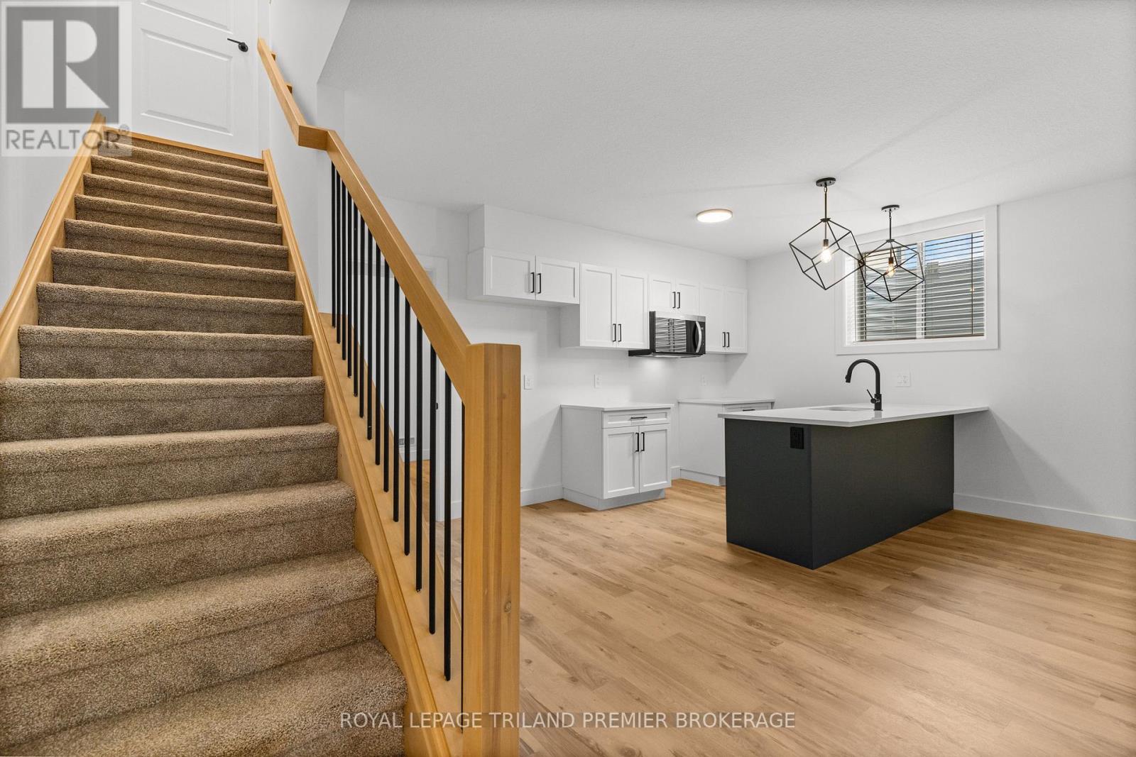 1346 Bush Hill Link Property Photo 32
