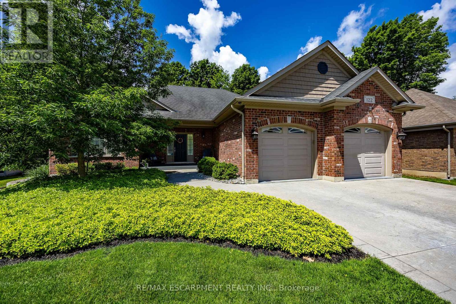 122 DON JON BOULEVARD Property Photo 1