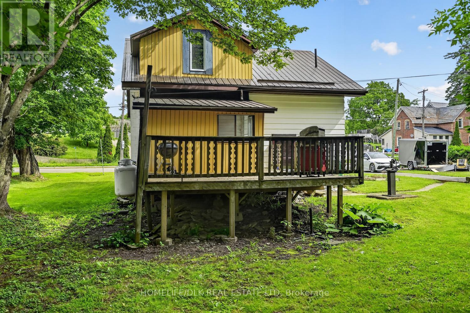 34 Quabbin Road Property Photo 9