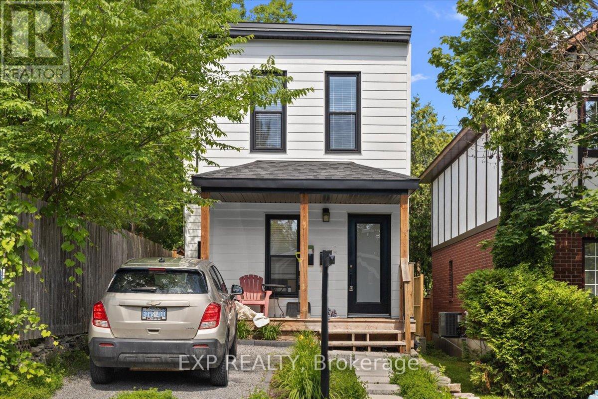 2 - 183 BRITANNIA ROAD