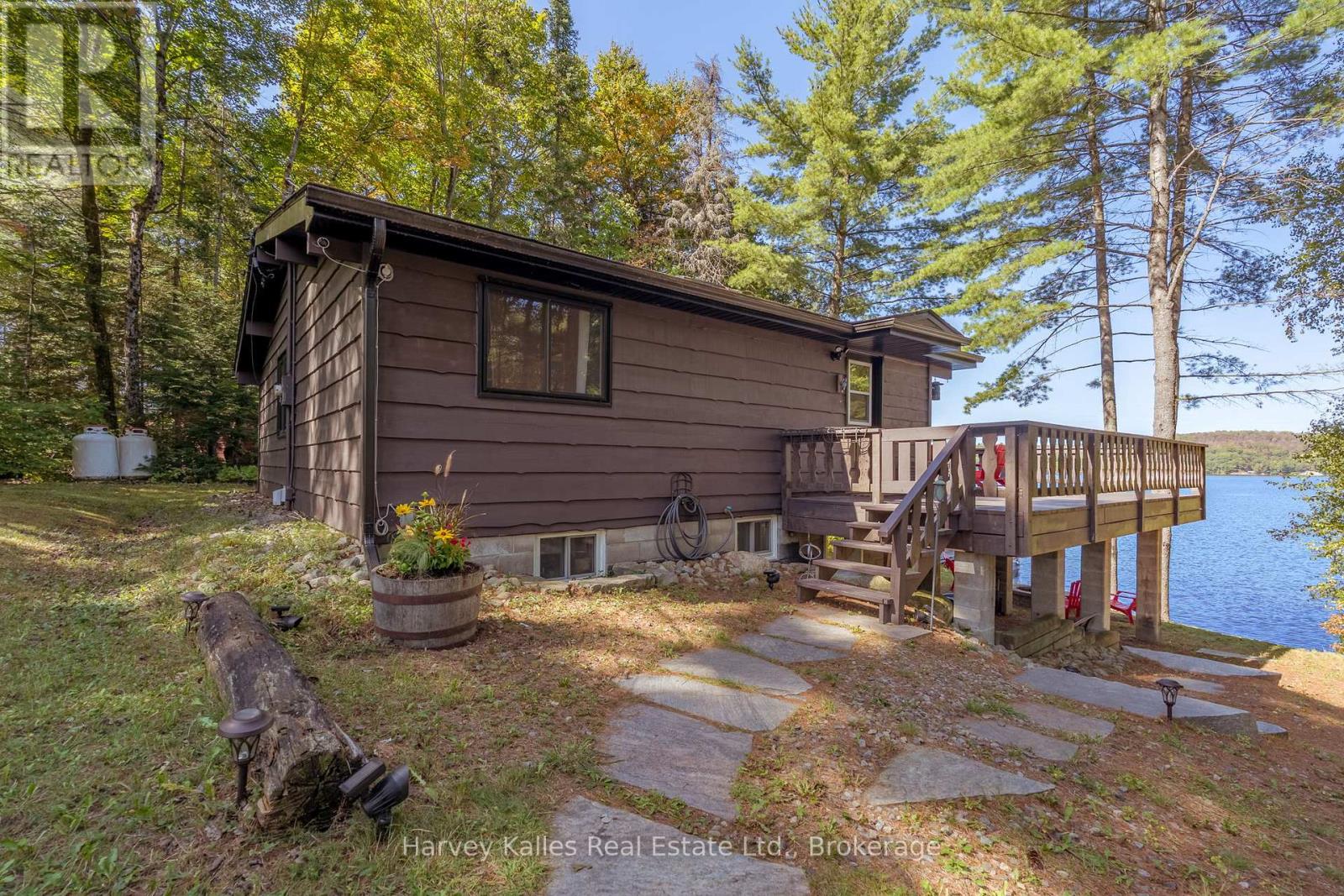 1003 Hollow Road Property Photo 5