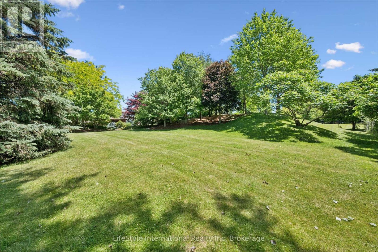 12 Ochs Drive Property Photo 43
