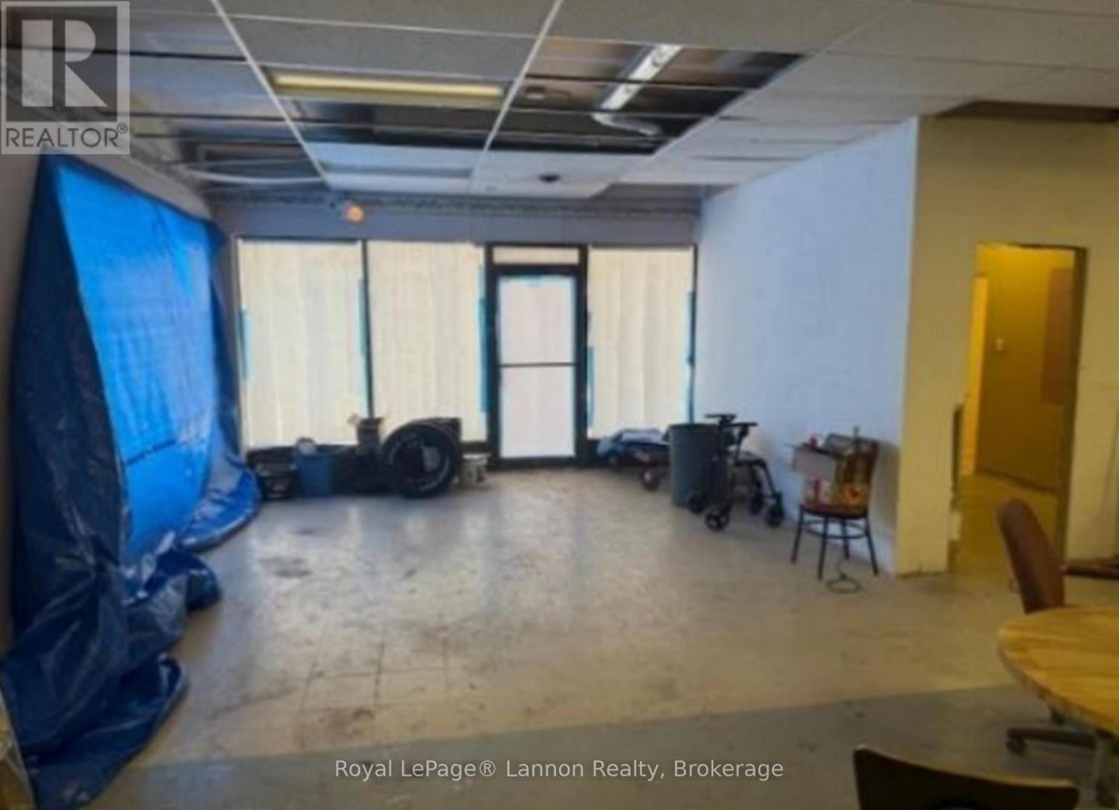 609 Arthur Street W Property Photo 3